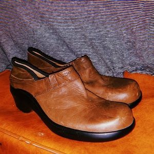 Ariat Santa Cruz Leather Clogs Slip-ons